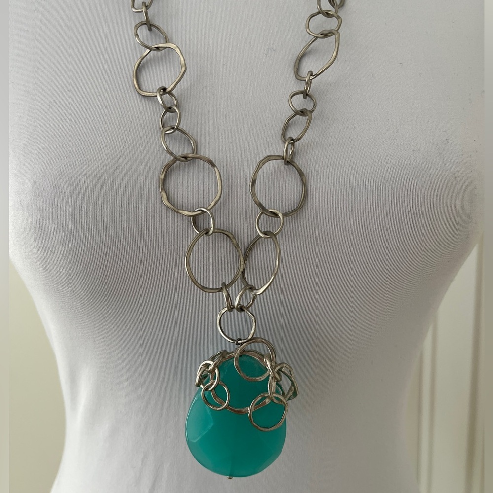LIA SOPHIA Shoreline Necklace Blue Faceted Oval Pendant Silver Tone Mermaidcore